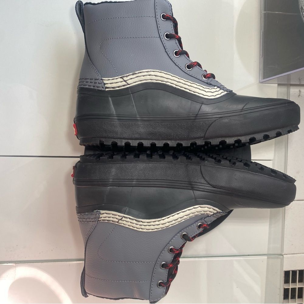 🆕 Vans Standard Mid Snow MTE 'Grey/Black' - Picture 6 of 10